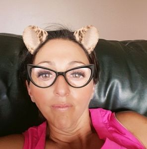 Meet your Posher, Veronica